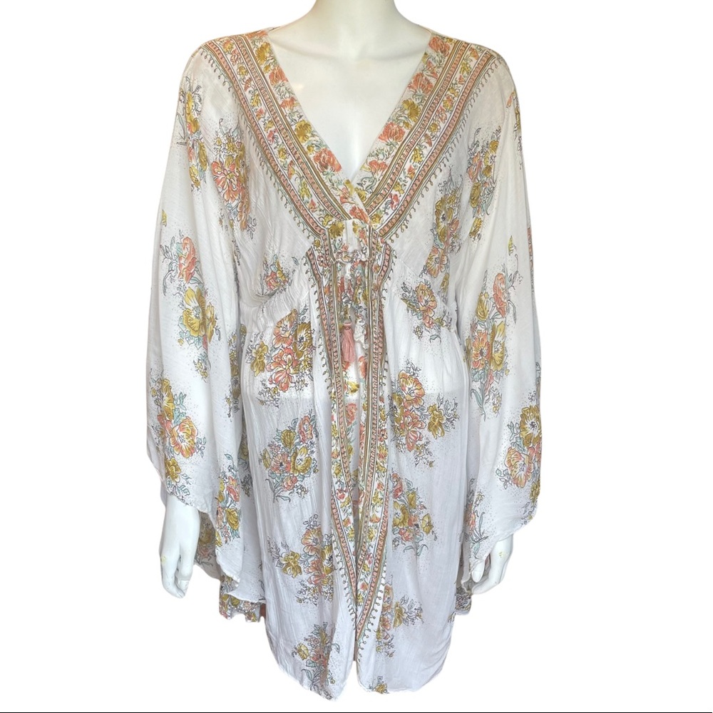 Angie Bohemian Tie Waist Batwing Floral Tunic | Size: 1X